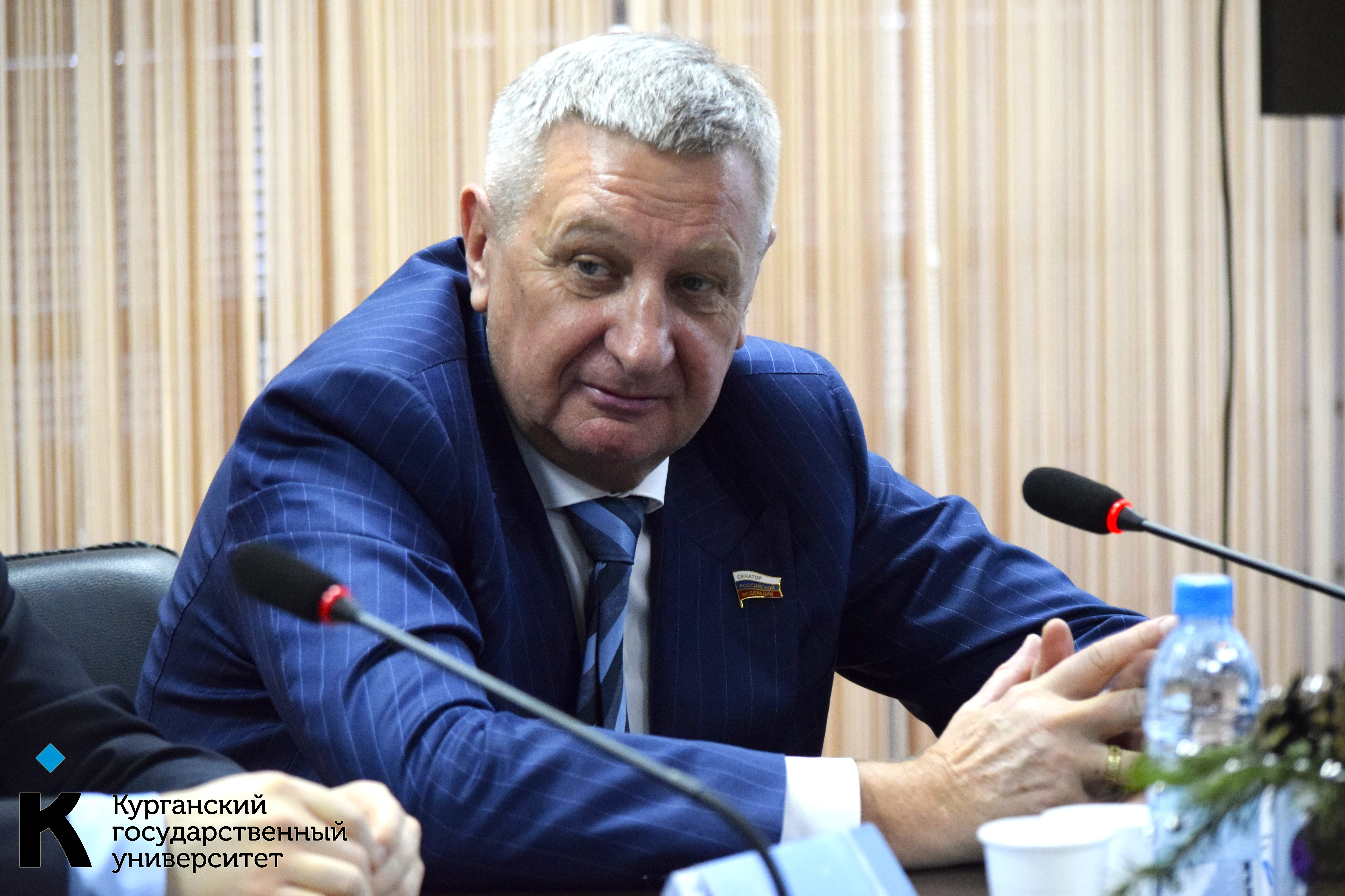 Сенатор РФ Сергей Муратов предложил КГУ вырастить молодых ученых для предприятий региона