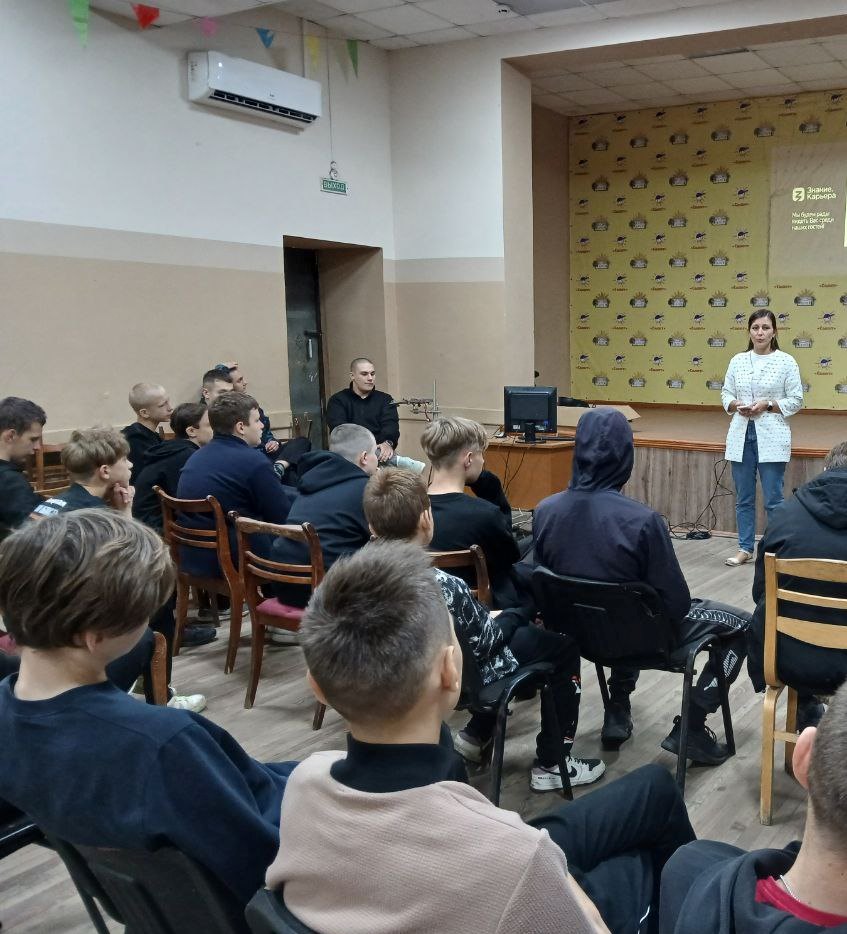 Кем стать, когда вырасту: юные зауральцы приняли участие в профессиональных пробах